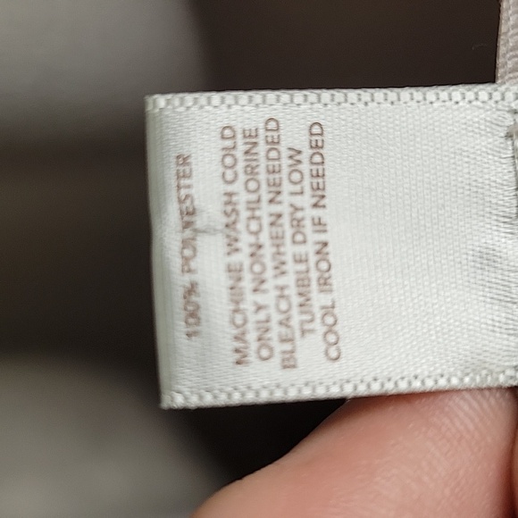 🌴 Loft Tank Top Spaghetti Straps White with Pink Black and Yellow Floral Print - Picture 9 of 9